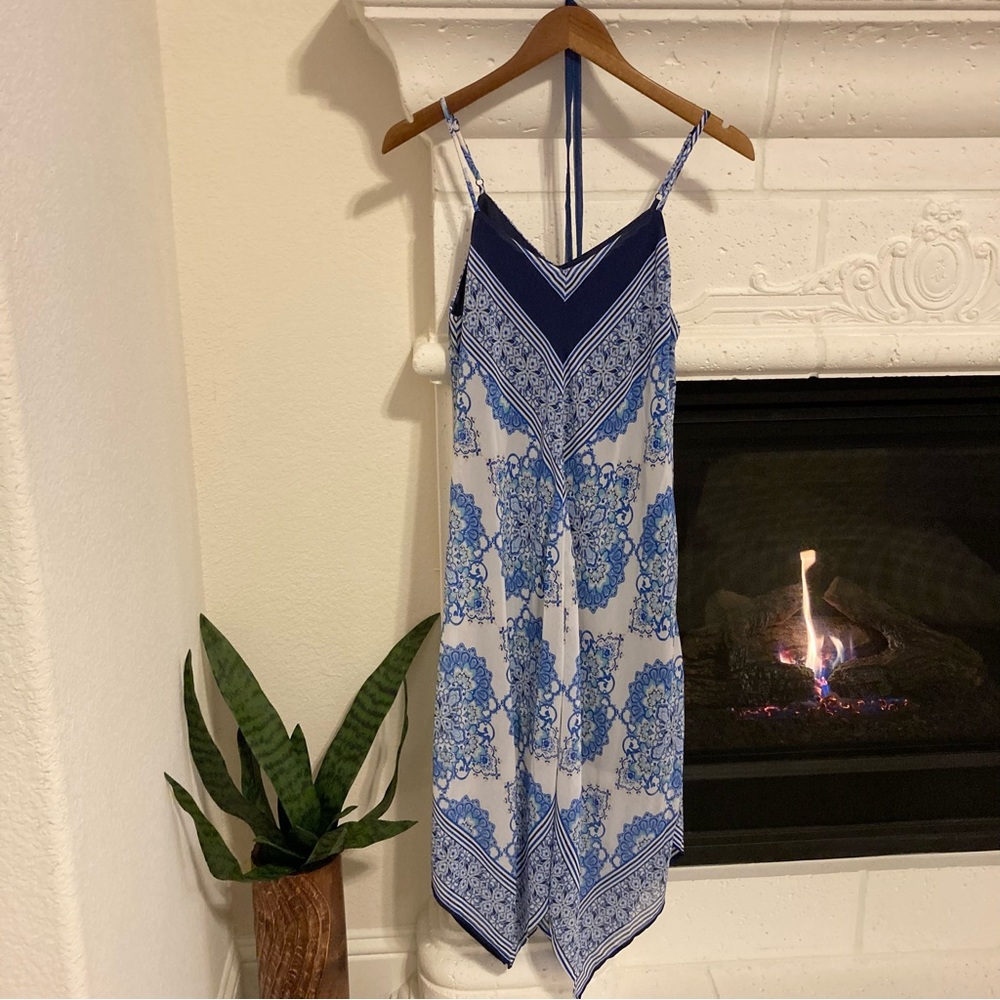 Luxology Blue and White Floral Shark Hem Midi Sundress Size Small